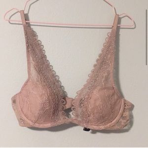 Victoria’s Secret plunge crochet bra NWOT